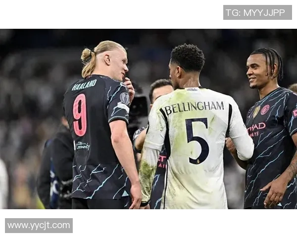 欧冠激战：皇马狂胜曼联四球逆转引发转会热潮