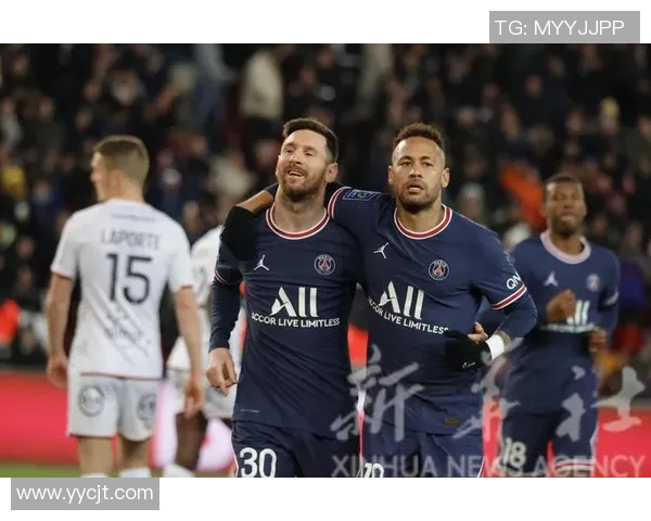 德甲精彩对决巴黎圣日耳曼逆转莱比锡神扑引发争议判罚全场沸腾