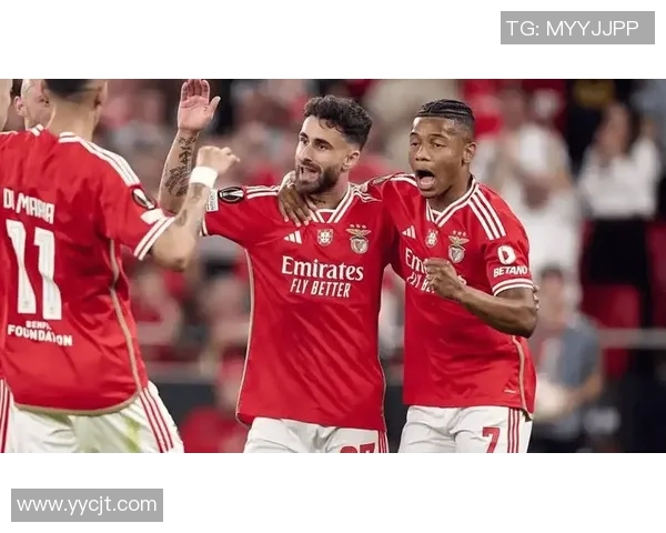 欧冠惊喜：本菲卡与那不勒斯战成平局帽子戏法引发全场狂欢