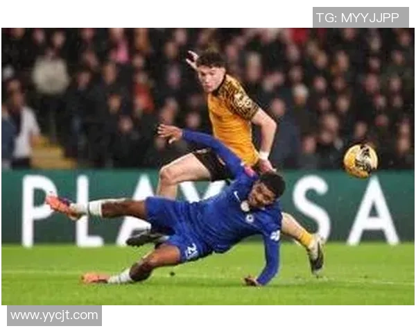 足总杯惊天冷门里昂3-0战胜切尔西上演帽子戏法引发全场狂欢